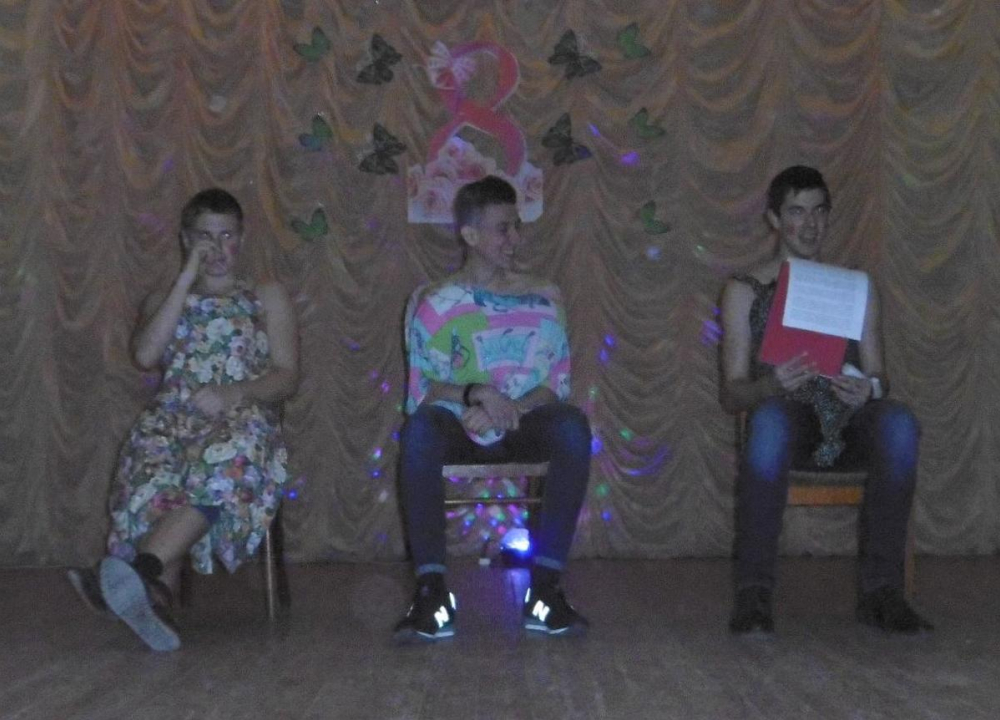 Конкурсы для юных леди и не только устроили в Вольно-Донском СДК