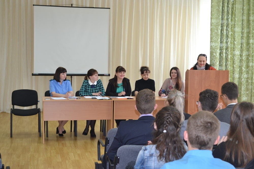 Для подростков из школы №1 города Морозовска провели День большой профилактики