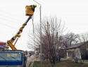 Новые фонари и опоры устанавливают на улицах Морозовска