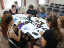 В ММЦ Морозовского района прошёл мастер-класс по росписи ЭКО-сумок 