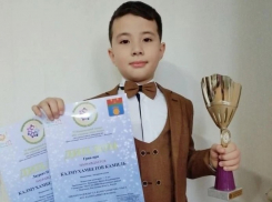 Гран-при с голосом памяти: школьник из Морозовского района покорил международное жюри