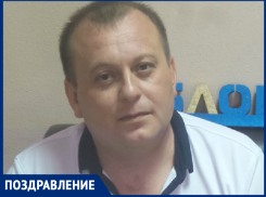 Руководитель танцевального коллектива «Парнас» Павел Мартин отмечает День рождения