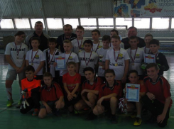 Соревнования по мини-футболу в Морозовске провели в честь тридцатой годовщины вывода советских войск из Афганистана