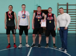 Победителем районных соревнований по уличному баскетболу стала команда Грузиновского сельского поселения