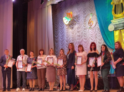 Работников культуры Морозовского района поздравили с профессиональным праздником