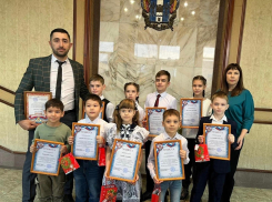 Юных каратистов наградили в администрации  Морозовского района 