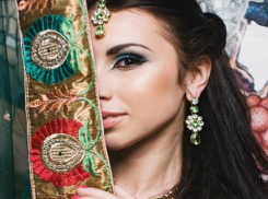 Поездка в Индию кардинально изменила жизнь популярной певицы и экс-морозовчанки Елены Юшиной 