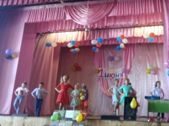 Потрясающий концерт в честь Дня защиты детей провели в Доме культуры хутора Вербочки