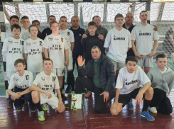 Соревнования по мини-футболу прошли в Морозовске 