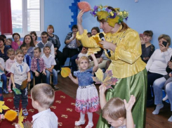 Золотая осень пришла в гости к ребятам из детского сада в хуторе Морозове 