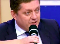 Олег Пахолков на «Первом»: Трогать бесплатное медицинское обслуживание категорически нельзя