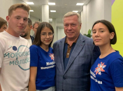 Молодые активисты из Морозовского района встретились с губернатором Ростовской области