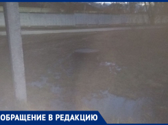 Чья сливная яма на углу улиц Ворошилова и Авдеева? - морозовчанка