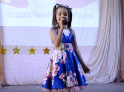 Видео выступлений вокалистов морозовской студии «Арт-Шоу» попали в сеть