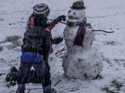 Снег с дождем и сильный ветер обещают морозовчанам в среду, 13 января