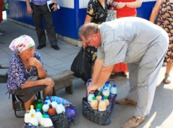 Морозовчан попросили не покупать продукты «с рук»
