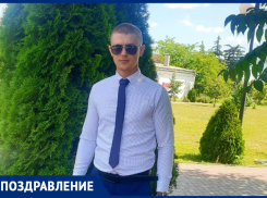 Юрия Огородникова с 27-летием поздравила любящая жена