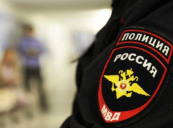 Двух сотрудников полиции в Морозовске заподозрили в избиении 52-летнего мужины