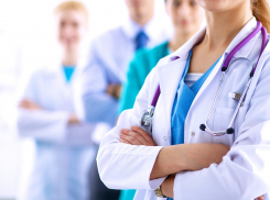 Бесплатное высшее образование по направлениям «Лечебное дело», «Педиатрия» и «Стоматология» могут получить выпускники школ Морозовского района