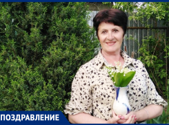 Татьяну Васильевну Кузнецову с Днём рождения поздравили ее многочисленные ученики