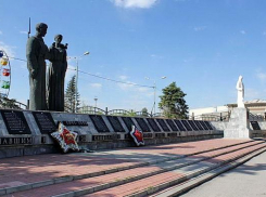 Зрелищный фрагмент военно-исторической реконструкции смогут увидеть морозовчане утром 5 января на центральной площади