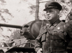 Как танковый корпус Василия Баданова протаранил фронт противника и вышел из окружения во времена ВОВ