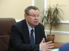 Морозовчанин обратился к президенту с просьбой о капитальном  ремонте крыши многоквартирного дома  