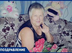 Лидию Васильевну Бабкину с Днем рождения поздравила ее семья