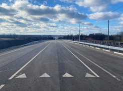 Дороги в Ростовской области будут оснащать тротуарами и недостающими фонарями