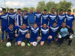 Ничьей заверщился бурный матч морозовчан с тацинцами