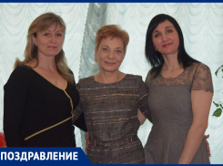 Воспитателей группы «Почемучки» детского сада №1 «Ромашка» в 8 марта поздравили дети и их родители