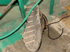 Погибшие в Морозовске трое людей отапливали квартиру газом при «отрезанном» электричестве