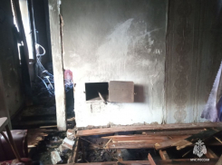 Уснувший с тлеющей сигаретой хозяин дома погиб под Морозовском