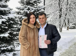 Свадьба в красивую дату: 22.01.2022 в Морозовске заключили брак Елена и Игорь