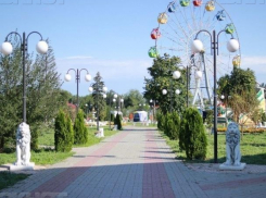 Фотографу в присутствии детей в парке сказали: «Слышишь, чтоб через минуту ты исчез»