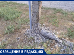 Аварийный столб на улице Ворошилова держит только боковая опора и провода, - морозовчанин
