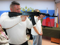 Опасность рядом: в Морозовском районе сотрудников культуры обучили действовать в экстремальных ситуациях