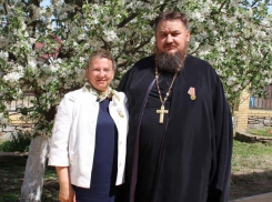 Настоятель Свято - Покровского храма пригласил морозовчан помолиться, испросив помощи Божией на начало учебного года
