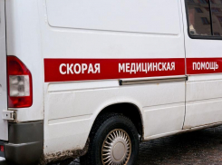 Переходившая дорогу 82-летняя морозовчанка попала под машину