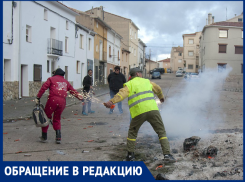 Почему в магазинах рядом со школами продают петарды? - морозовчанка