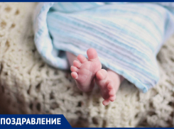 Дарью и Анатолия Лаишцевых поздравили с рождением сына