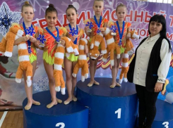 Юные гимнастки из Морозовска успешно выступили на турнире «Снежинки Дона» в Каменск-Шахтинске