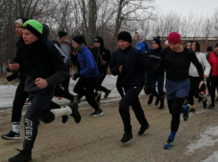 Спортсмены из разных уголков Ростовской области приняли участие в пробеге в честь Дня освобождения Морозовска