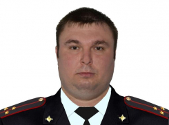 Руководство Межмуниципального отдела МВД России Морозовский выразило соболезнования семье Александра Волкова