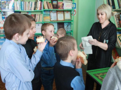 Встреча «Руки, пропахшие хлебом» прошла в библиотеке хутора Вербочки