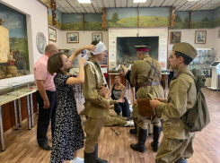 Навыки оказания первой помощи и знания военных песен показали ребята из ММЦ в историческом квесте «Я помню. Я - горжусь!»