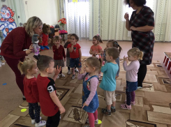 Увлекательное путешествие в волшебную страну «Спасибо» совершили воспитанники детского сада «Сказка» в Морозовске