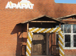 Успейте заказать новогодний корпоратив в новом ресторане Морозовска