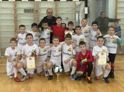 «Каменка» рвёт область: юные футболисты из Морозовского района собирают золото и трибуны
