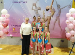 Золотые, серебряные и бронзовые медали привезли домой морозовские гимнастки с областных соревнований в Белой Калитве